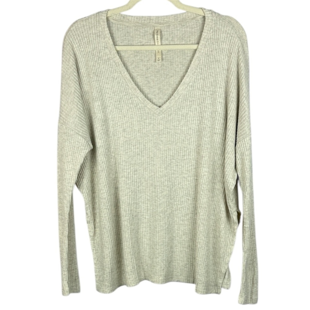 The Group Babaton Aritzia Cream Reverse Long Sleeve Ribbed V-Neck XL Sweater
